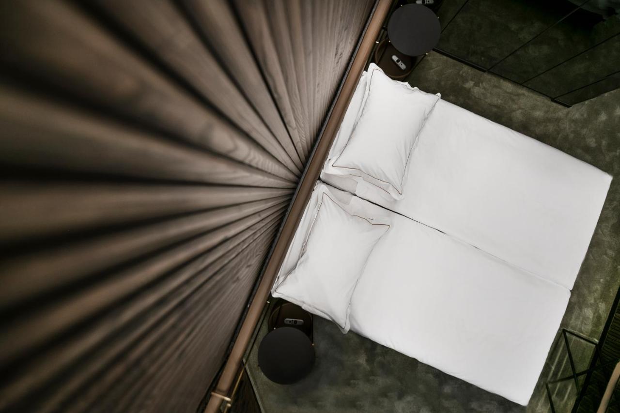 Mana Sleep & Spa Druskininkai Exterior photo A tent with a stove