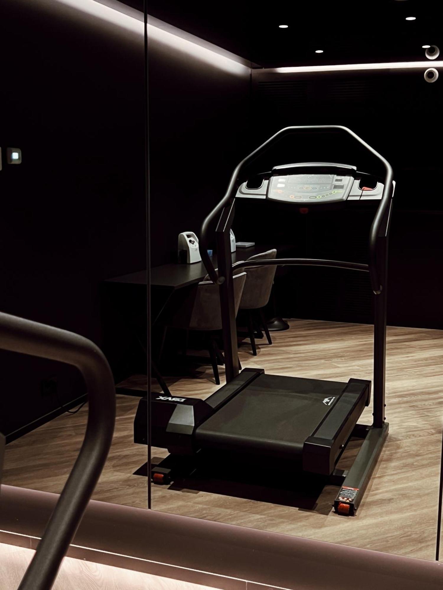 Mana Sleep & Spa Druskininkai Exterior photo A treadmill
